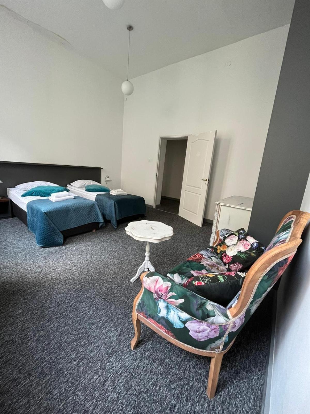Good Time Aparthotel
